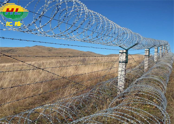 Ζεστό βουτηγμένο γαλβανισμένο σύρμα BTO-18 Conertina για την ασφάλεια των συνόρων