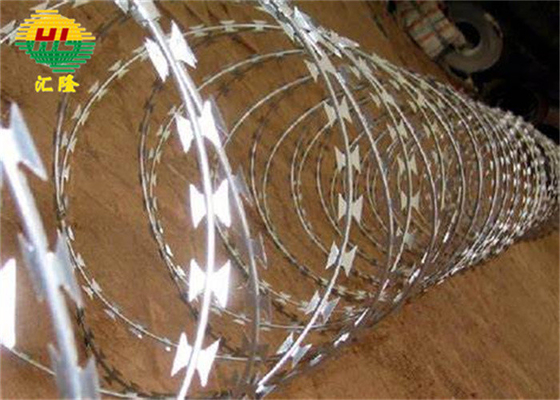 Στρατιωτική Άμυνα Ζυγισμένη BTO-18 Concertina Razor Wire Ασφάλεια για τα σύνορα της Ουκρανίας
